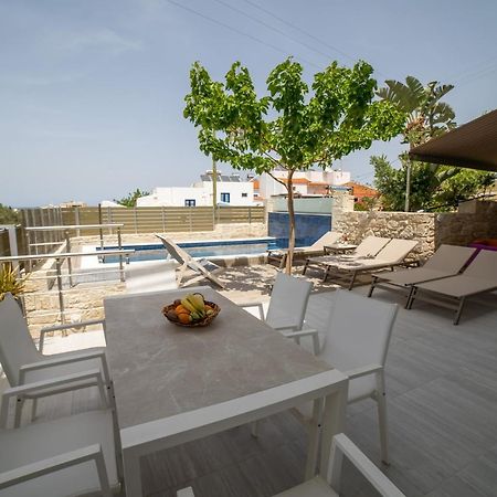 Thomas House Hersonissos - Private Pool - Sleeps 6 エクステリア 写真